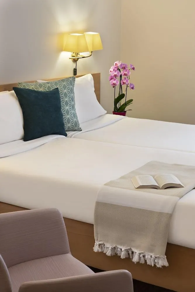 By Marriott Didot Montparnasse 4*