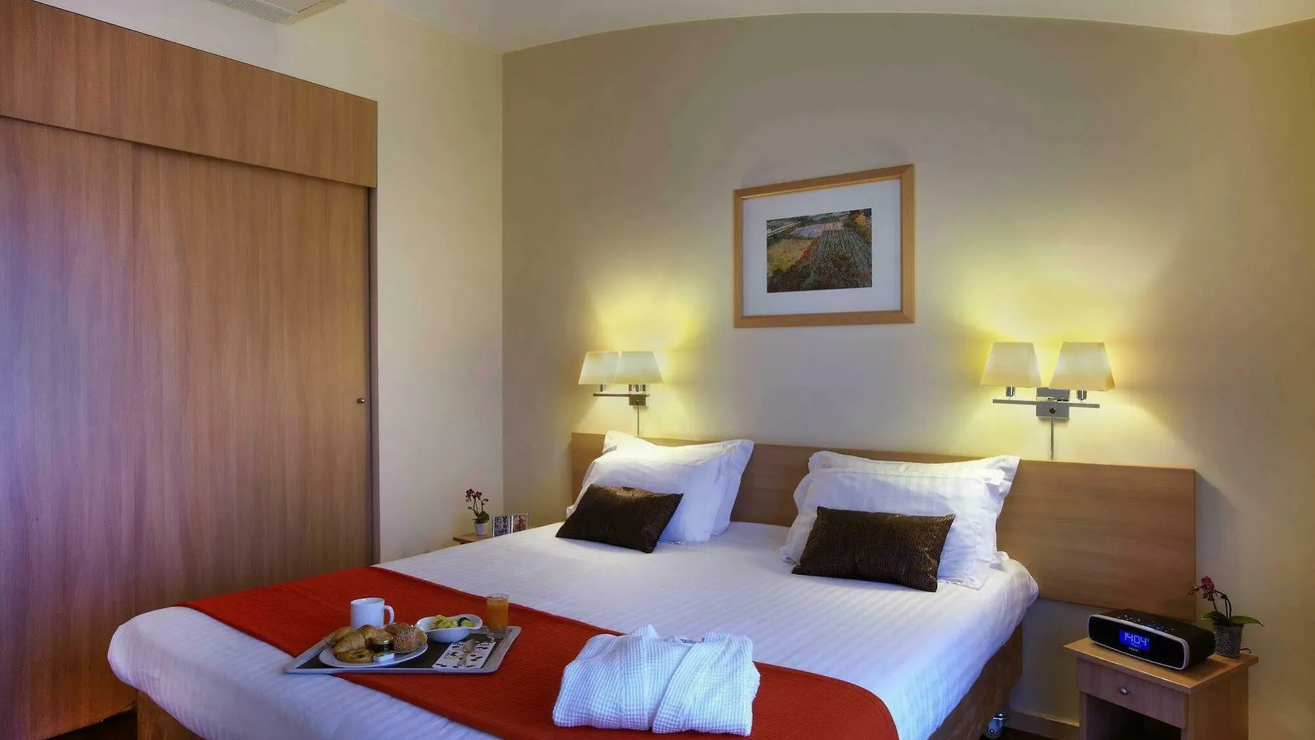 Hotel By Marriott Didot Montparnasse Paris
